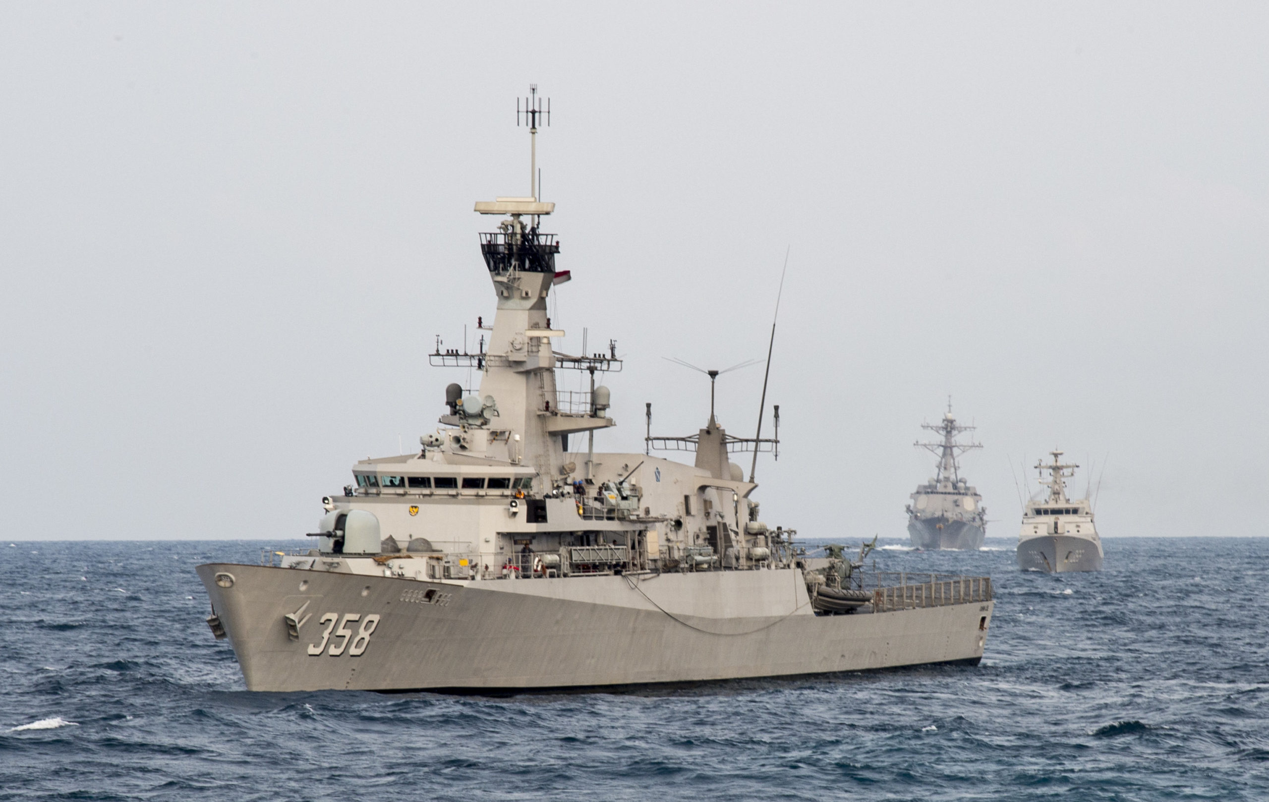 Πολεμικό πλοίο της Ινδονησίας άνοιξε πυρ κατά κινεζικού αλιευτικού σκάφους