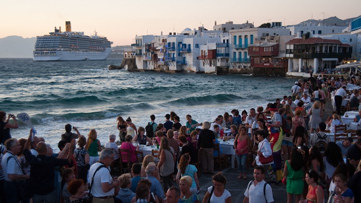 Ηνωμένα Αραβικά Εμιράτα: Περισσότεροι από 30.000 τουρίστες θα επισκεφτούν την Ελλάδα το 2016