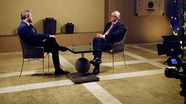 Γιούνκερ: Η Ευρωζώνη δεν θα ήταν ολοκληρωμένη χωρίς την Ελλάδα