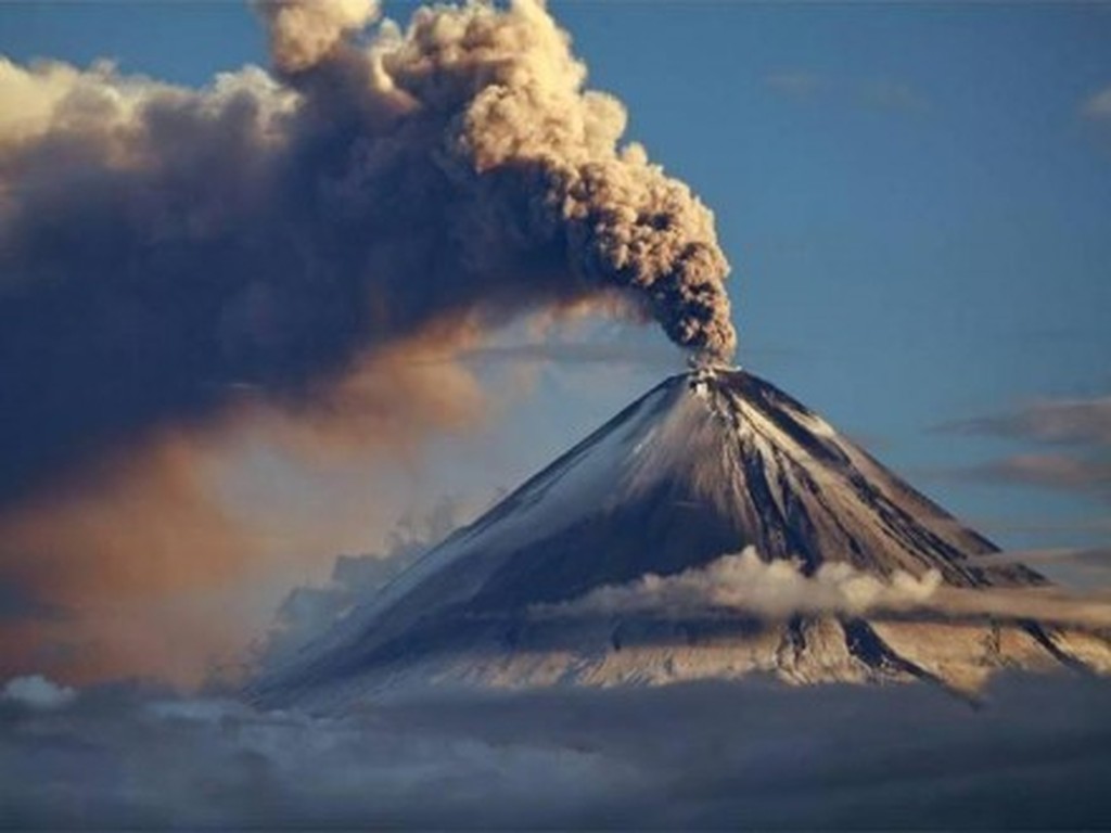 Εφιαλτικό σενάριο: Τι θα συμβεί αν εκραγούν τα ηφαίστεια της Γης όλα μαζί