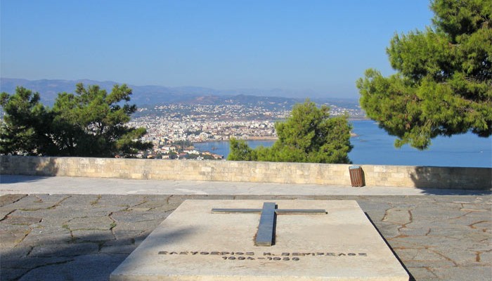 Στο Υπερταμείο, με τροπολογία, οι Τάφοι των Βενιζέλων;