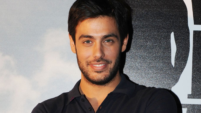 Δείτε την πανέμορφη μητέρα του Κώστα Μαρτάκη – ΦΩΤΟ