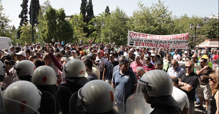 Διαμαρτυρία των εργαζομένων σε ΟΛΠ και ΟΛΘ