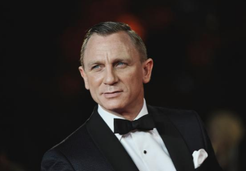 Ο Τζέιμς Μποντ “ψηφίζει” για το δημοψήφισμα – ΦΩΤΟ