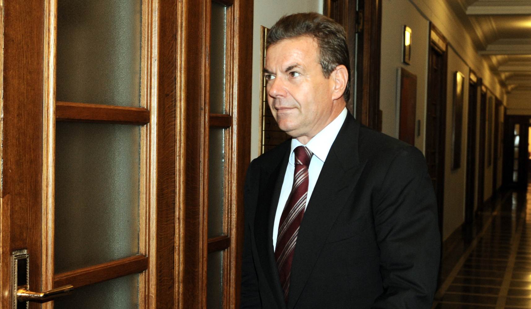 Πετρόπουλος: Η μεταφορά πληρωμής των επικουρικών δεν συνιστά περικοπή τους – ΒΙΝΤΕΟ