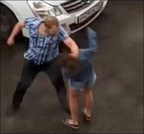 Σοκ: Ο καβγάς ενός ζευγαριού που κατέληξε σε ξυλοδαρμό – ΒΙΝΤΕΟ