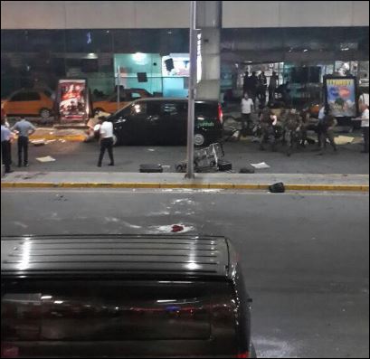 ΒΙΝΤΕΟ από την επιχείρηση της τουρκικής αστυνομίας στο αεροδρόμιο της Κωνσταντινούπολης