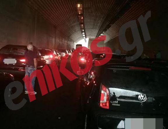 Εγκλωβισμένοι οδηγοί στην εθνική οδό Τρίπολης-Καλαμάτας – ΦΩΤΟ – ΤΩΡΑ