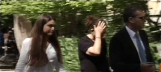 Στον Εισαγγελέα η μητέρα του Παντελίδη – Τι δήλωσε ο δικηγόρος – ΒΙΝΤΕΟ