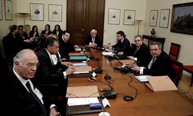 Επαφές με τους πολιτικούς αρχηγούς για τον εκλογικό νόμο θα έχει ο Πρωθυπουργός