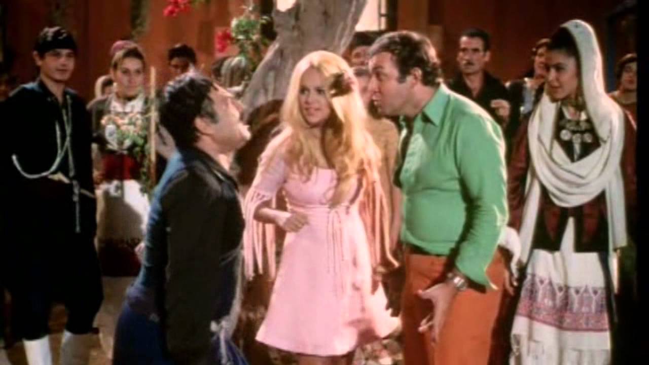 Η άγνωστη ξανθιά σωσίας της Βουγιουκλάκη στη «Νεράιδα και το Παλικάρι» – ΦΩΤΟ