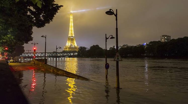 Υποχωρεί σταδιακά η στάθμη του νερού στον Σηκουάνα μετά τις βροχοπτώσεις
