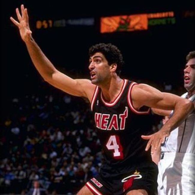 Ο Σεϊκέλι θύμα των διαρρηκτών της Μυκόνου