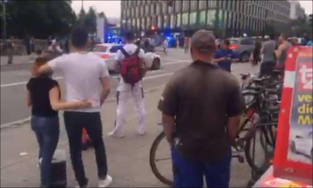 Οι πρώτες εικόνες από το εμπορικό κέντρο – ΤΩΡΑ