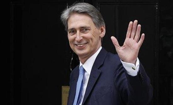 Χάμοντ: Δεν έχουμε αποφασίσει πότε θα ενεργοποιήσουμε το άρθρο 50