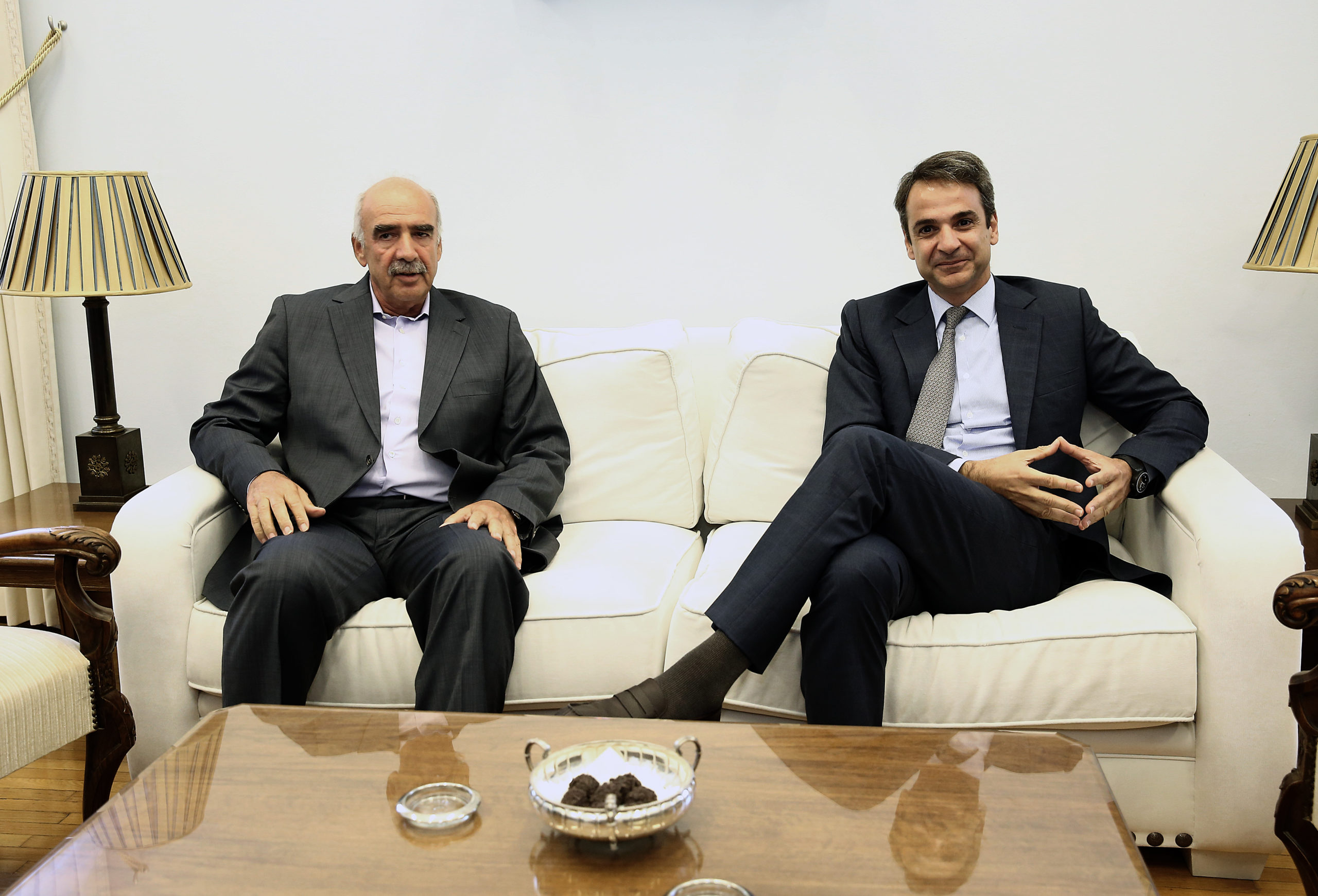 Η πρώτη συνάντηση Μητσοτάκη – Μεϊμαράκη μετά από έξι μήνες – ΦΩΤΟ