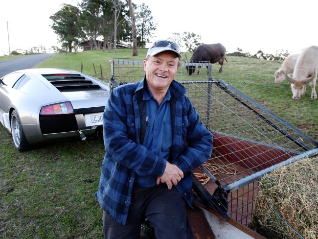 Αυτός είναι ο ιδιοκτήτης της Lamborghini με τις κατσίκες – ΦΩΤΟ