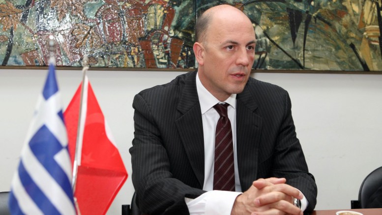 Τα μαζεύει ο Τούρκος πρέσβης