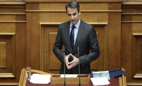 ΝΔ: Αγώνας να σπάσουν τα κυβερνητικά «φλερτ»