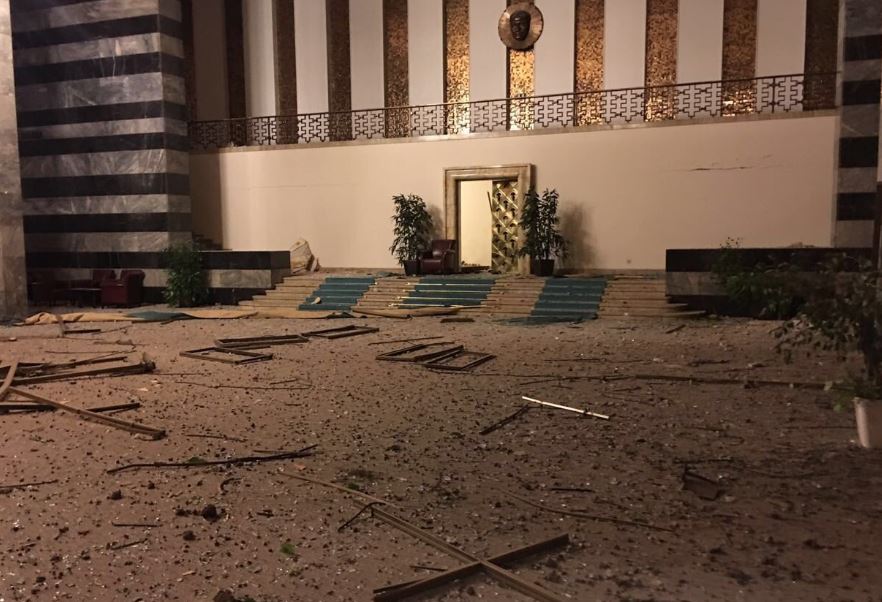 Συνεχίζονται οι βομβαρδισμοί στο τουρκικό κοινοβούλιο – Επίθεση και στο προεδρικό μέγαρο
