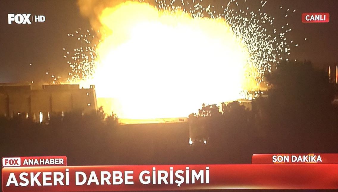 ΒΙΝΤΕΟ από τη δεύτερη επίθεση στο τουρκικό κοινοβούλιο