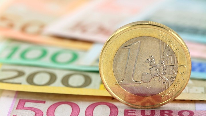 «Κούρεμα» στα πρωτογενή πλεονάσματα από την κυβέρνηση, διαψεύδει το ΥΠΟΙΚ