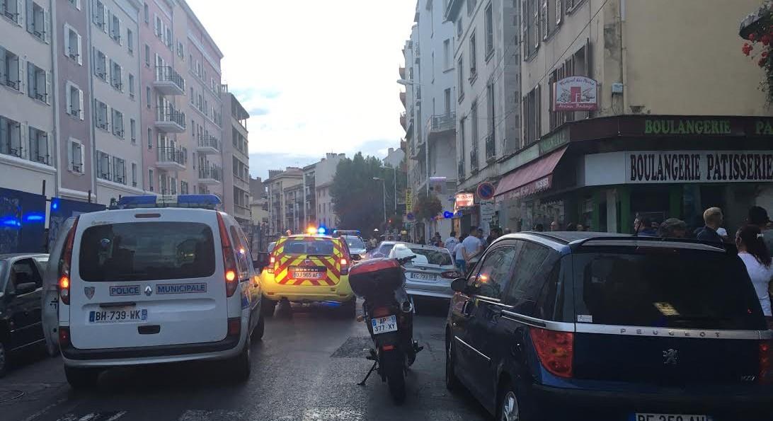 Γαλλία – Πυροβολισμοί στην Τουλόν