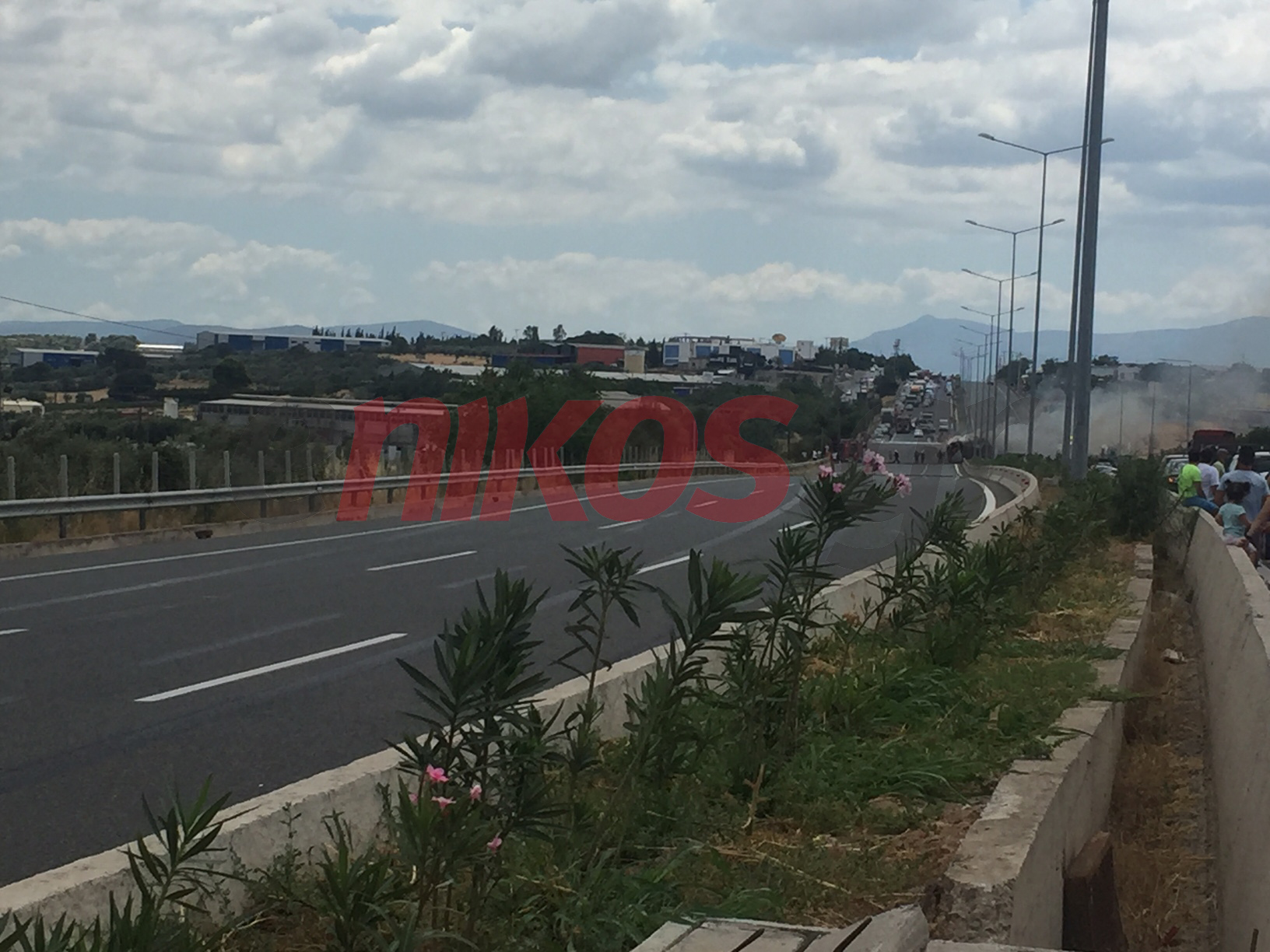 ΦΩΤΟ από το σημείο του τροχαίου με την νταλίκα στο Σχηματάρι