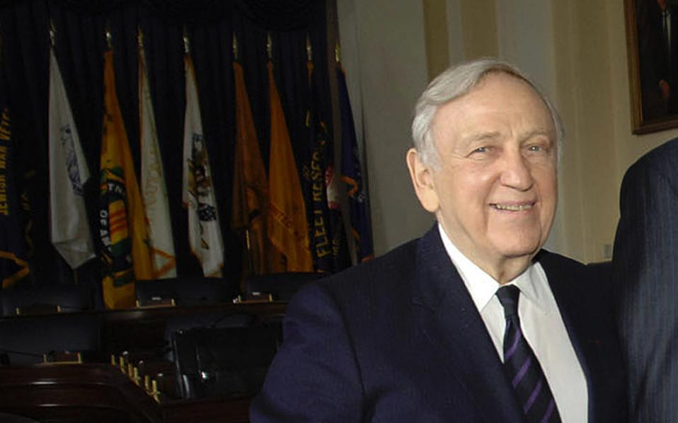 Πέθανε ο Ελληνοαμερικανός γερουσιαστής Τζον Μπραδήμας – BINTEO