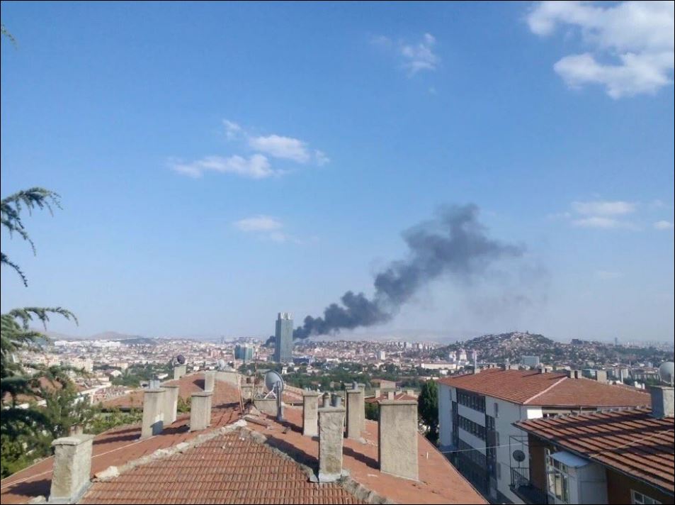 Φωτιά σε κτίριο στην Άγκυρα – ΦΩΤΟ