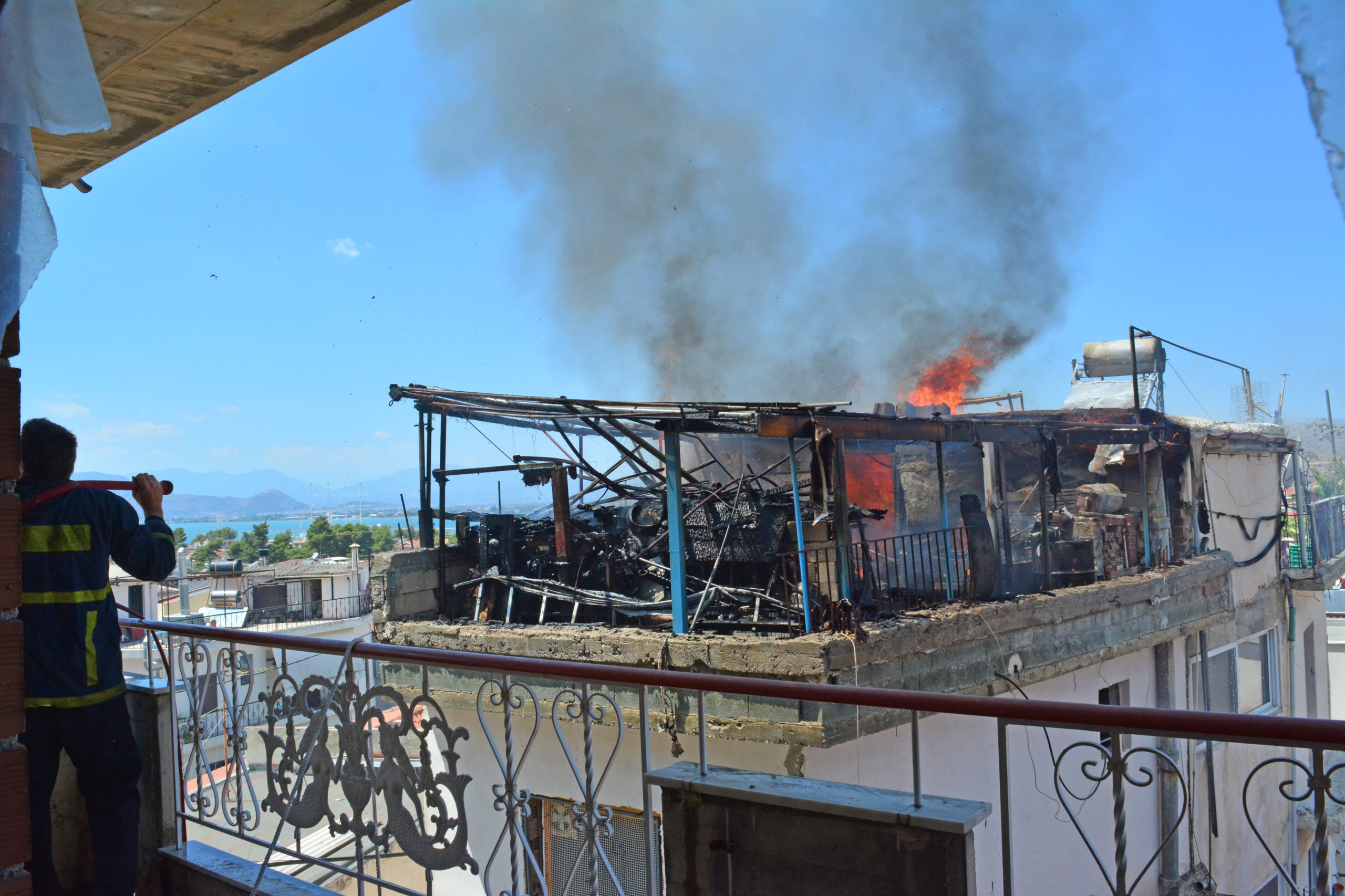Πυρκαγιά σε σπίτι στο Ναύπλιο – ΦΩΤΟ