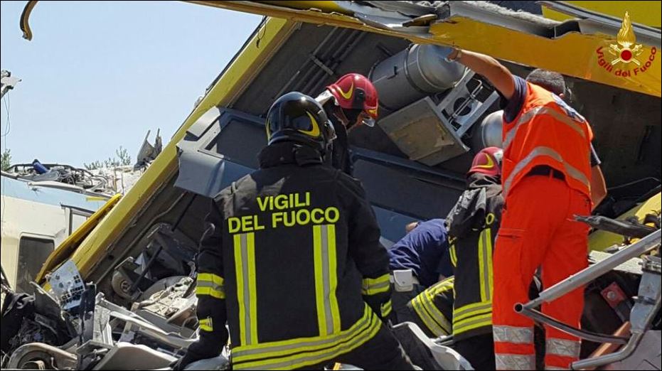 Τους 20 έφτασαν οι νεκροί από την τραγωδία στην Ιταλία – ΦΩΤΟ