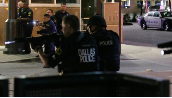 Λευκός Οίκος: Δεν υπάρχει καμιά σύνδεση της επίθεσης στο Ντάλας με την εγχώρια ή διεθνή τρομοκρατία