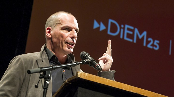 Βαρουφάκης: Διασκεδάζω πολύ…