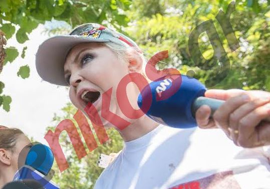 Αυτή είναι η γυναίκα που αποδοκίμασε τους 8 Τούρκους στρατιωτικούς στην Αλεξανδρούπολη – ΦΩΤΟ