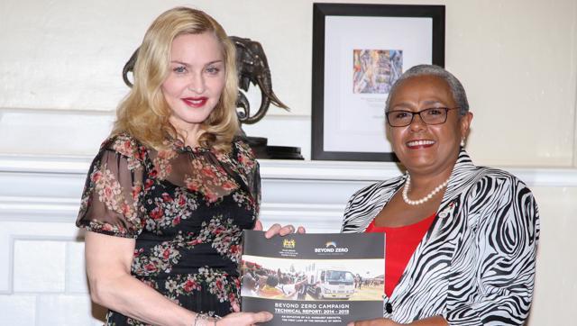 Η Μαντόνα έδειξε την ανθρώπινη πλευρά της στην Κένυα