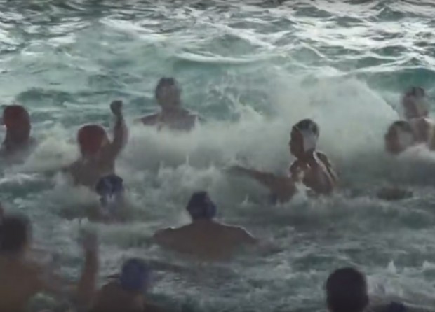 Επεισόδια στον αγώνα πόλο της Εθνικής με την Κροατία – ΒΙΝΤΕΟ