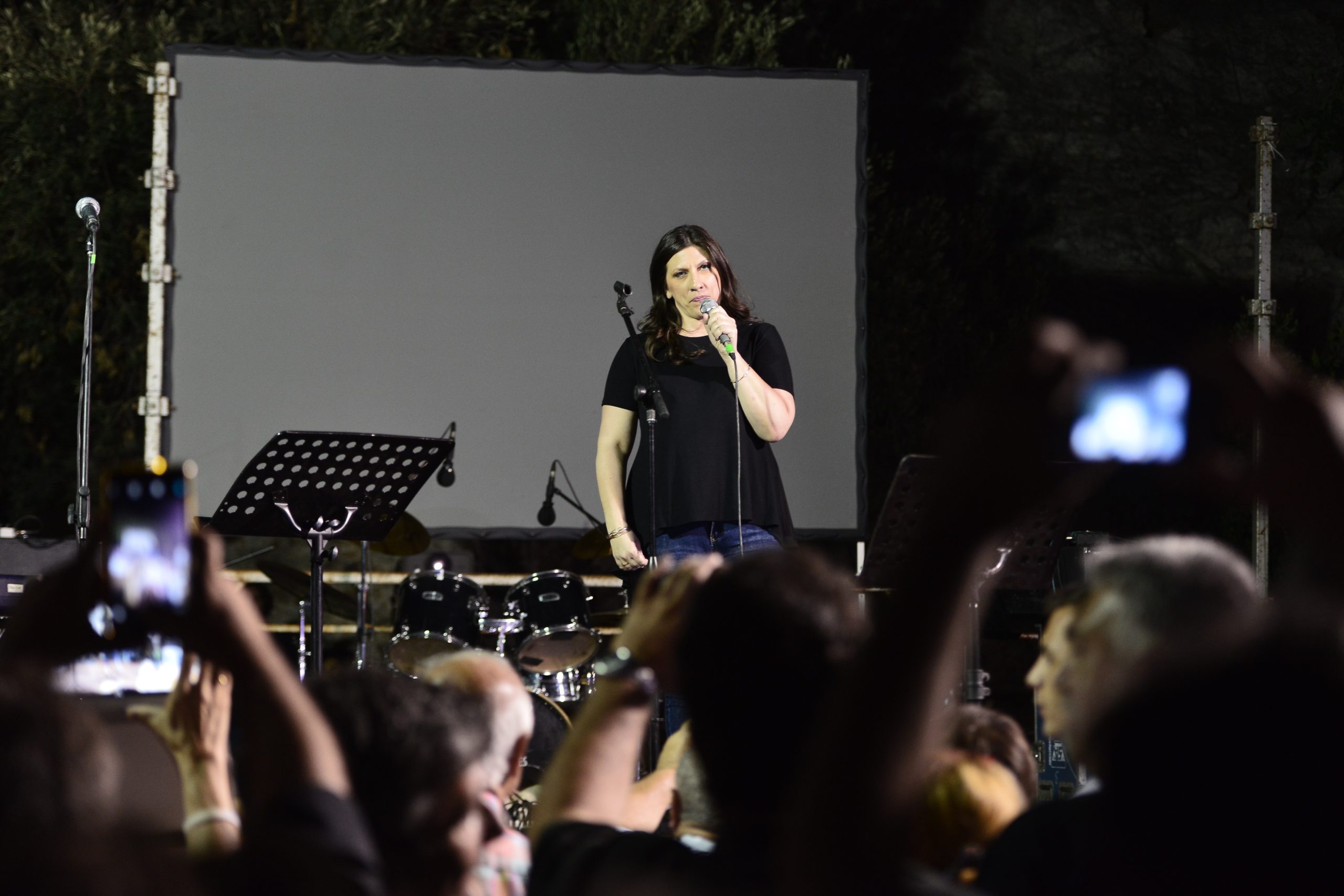 Στον Λυκαβηττό η «Πλεύση Ελευθερίας» για τον έναν χρόνο από το δημοψήφισμα – ΦΩΤΟ