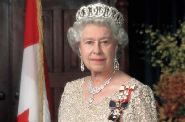 Βασίλισσα Ελισάβετ: Δύσκολο να παραμείνουμε ήρεμοι όταν αλλάζουν όλα τόσο γρήγορα