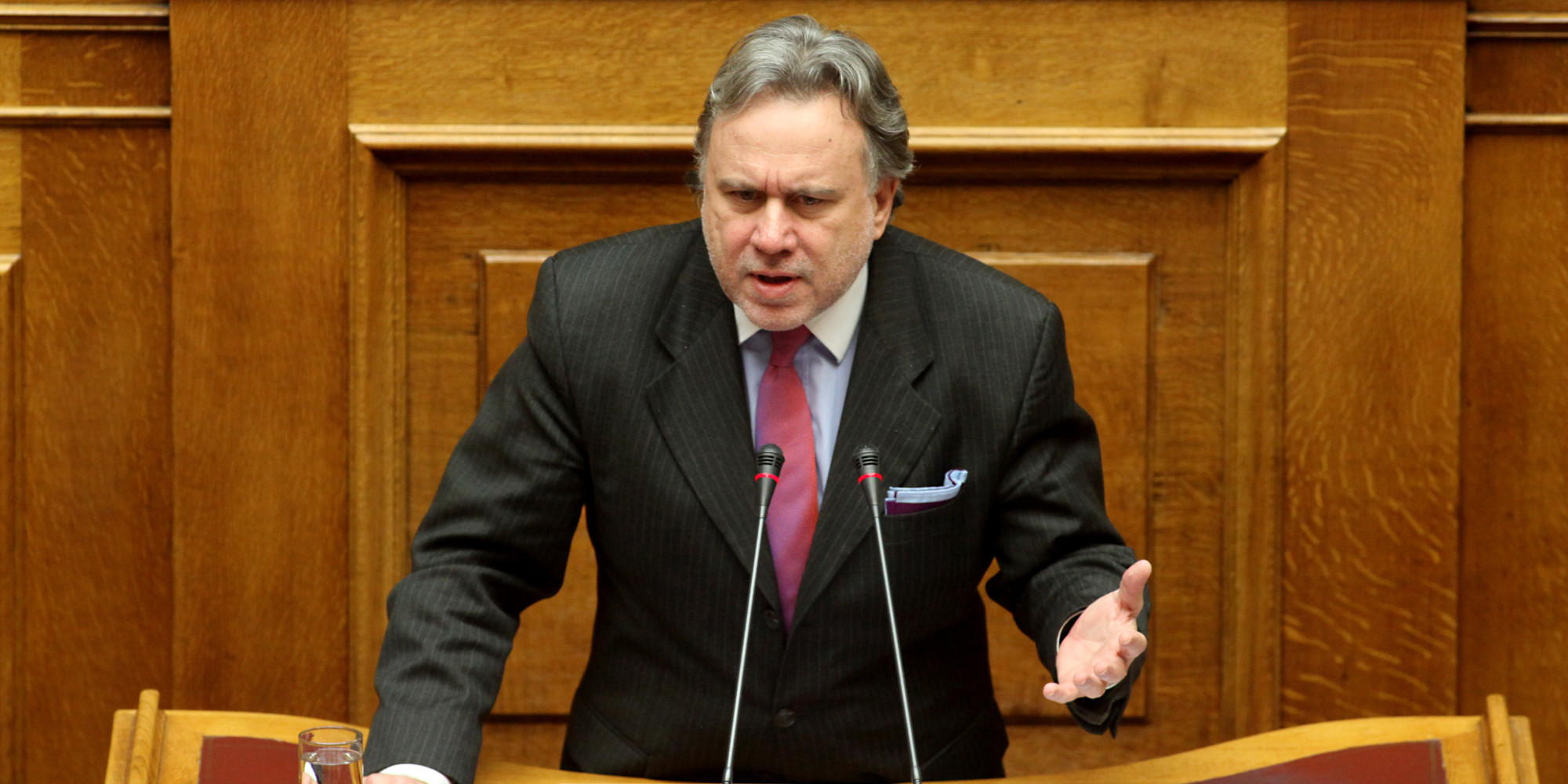 Ο Κατρούγκαλος στη Βουλή: Θέλουμε να κυβερνάνε οι πολίτες