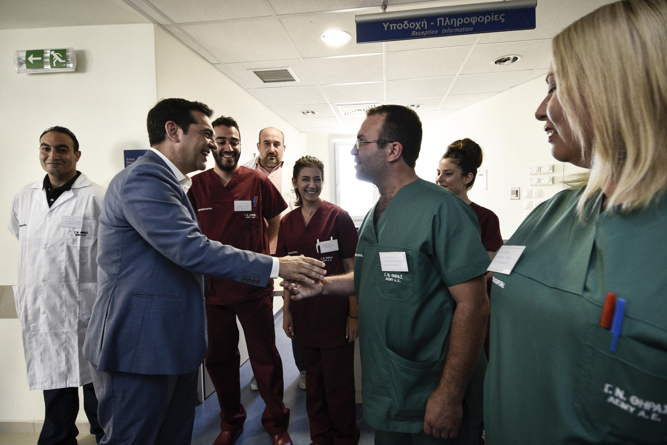 Ο διάλογος του Πρωθυπουργού με το προσωπικό του νοσοκομείου Θήρας – ΒΙΝΤΕΟ