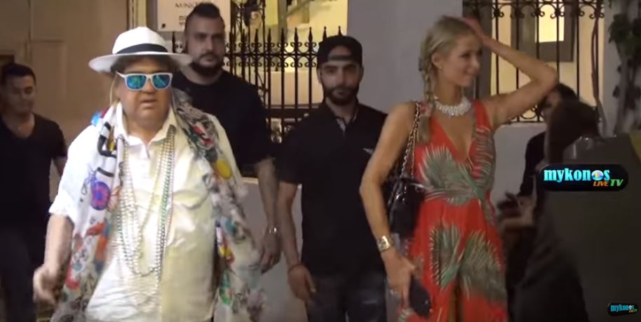 Η Πάρις Χίλτον στα σοκάκια της Μυκόνου – ΒΙΝΤΕΟ