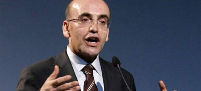 Σιμσέκ: Δεν θα υπάρξουν συνέπειες στην οικονομία από την απόπειρα πραξικοπήματος