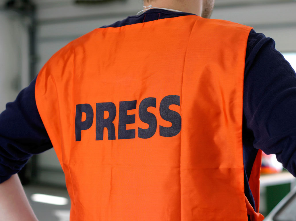 Εντάλματα σύλληψης κατά 42 Τούρκων δημοσιογράφων