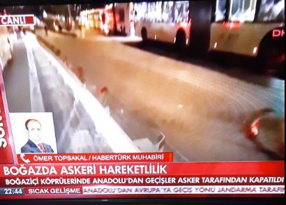Ο στρατός στους δρόμους της Κωνσταντινούπολης – Κλειστές οι γέφυρες στο Βόσπορο – Πυροβολισμοί στην Άγκυρα – ΦΩΤΟ