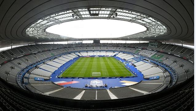 Συναγερμός στο Παρίσι – Ελεγχόμενη έκρηξη έξω από το Σταντ ντε Φρανς