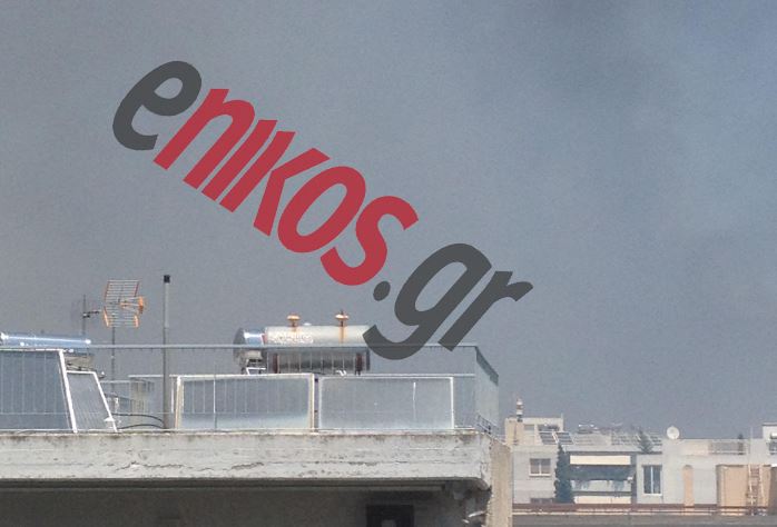 Ενισχύονται οι δυνάμεις της Πυροσβεστικής στο Μαρούσι – ΤΩΡΑ