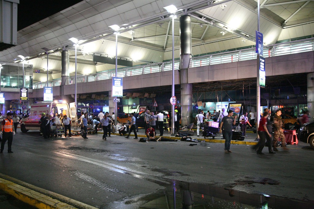 Απαγγέλθηκαν κατηγορίες σε 13 άτομα για την επίθεση στην Κωνσταντινούπολη