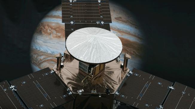 Το διαστημόπλοιο Juno της NASA έφτασε στον Δία
