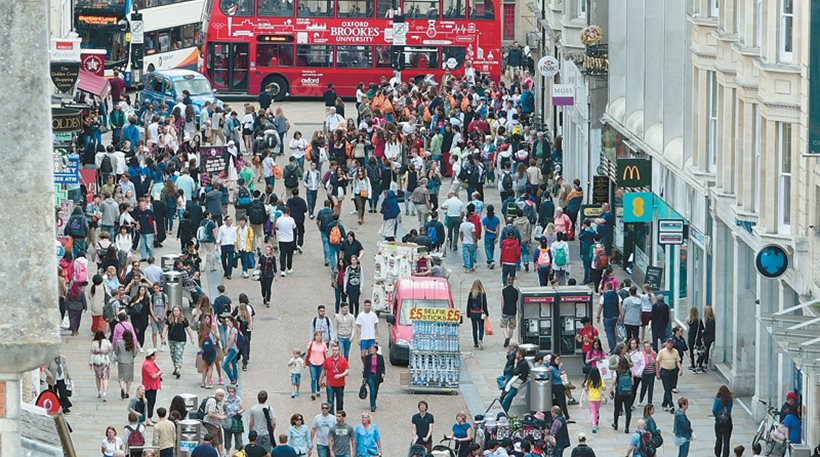 «Το Brexit δεν εγγυάται τίποτε στους νέους μετανάστες από την ΕΕ»